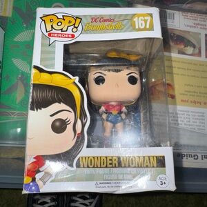 Funko Pop! Heroes DC Comics Bombshells Wonder Woman #167 - Yellow/Red/Blue